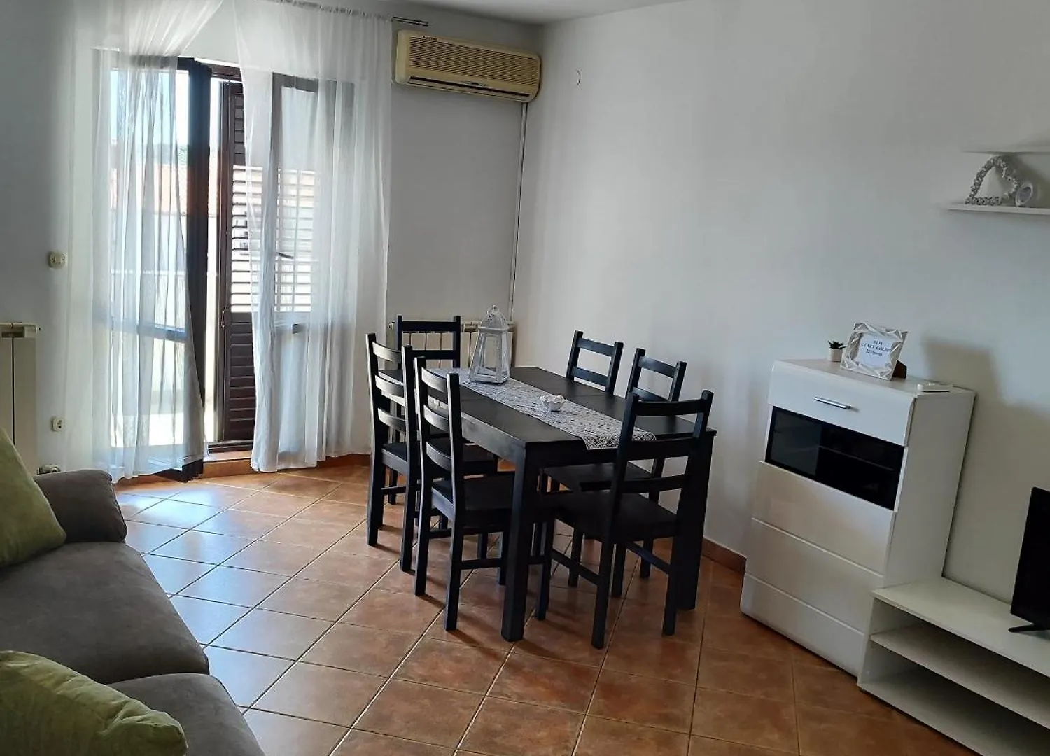 Apartments With A Parking Space Pula - 10429